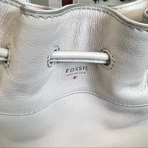 Unique Fossil women’s crossbody leather handbag good condition - Picture 3 of 11
